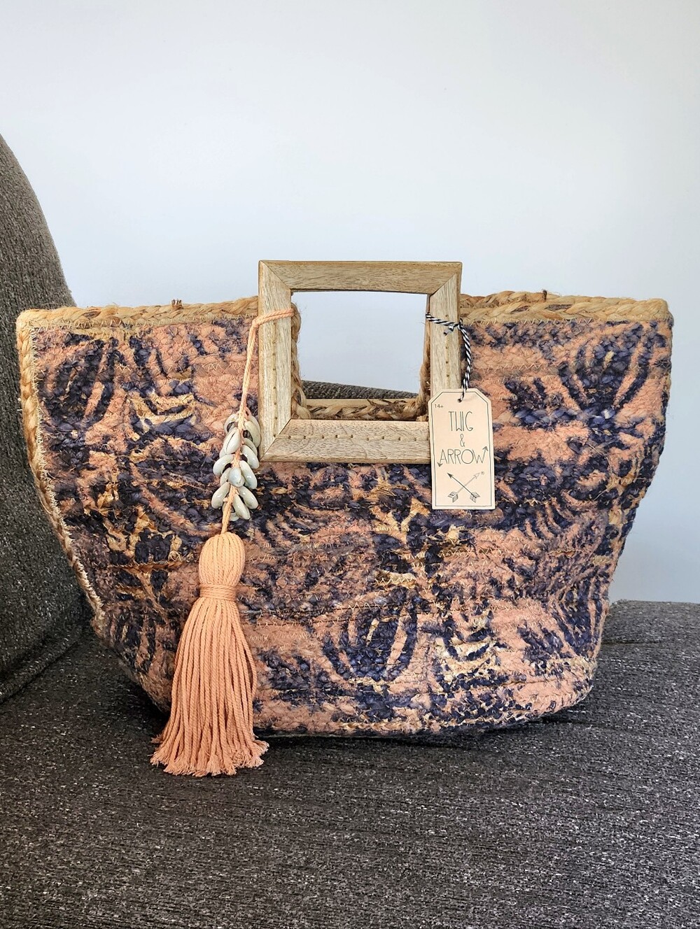 🆕️ 🏝Twig & Arrow🏝 - Woven Beach Tote Bag - Picture 2 of 16